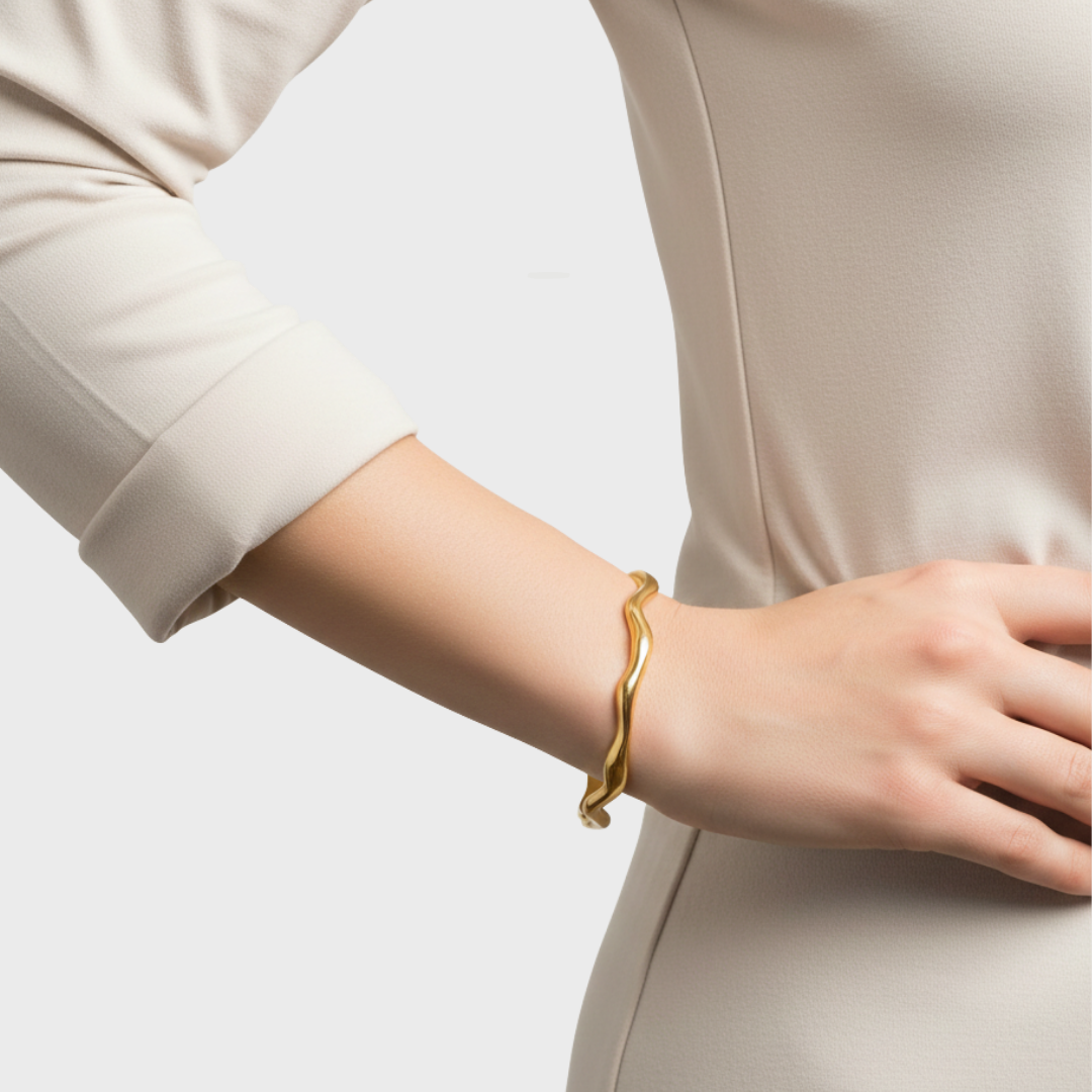 The Wavy Cuff